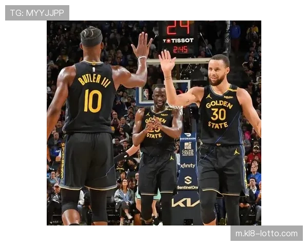 勇士新赛季依赖库里巴特勒组合 两人同时在场净效率值显著提升